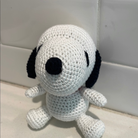Handcrafted Snoopy Figure Toy Doll Amigurumi Crochet Peanuts Decor Handmade - Picture 8 of 11